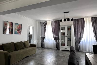 Casă individuală cu 6 camere în Sânmartin