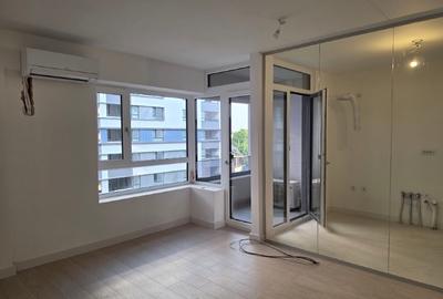 Garsonieră decomandată în Bucureștii Noi