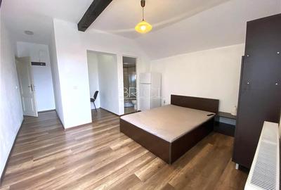 Garsoniera, cu Terasa, Parcare in strada, zona Grivitei - 1