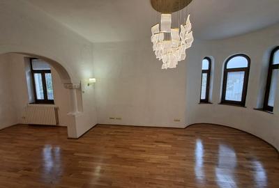 Vila singur curte, reprezentativa, renovata la stadard superior - 22
