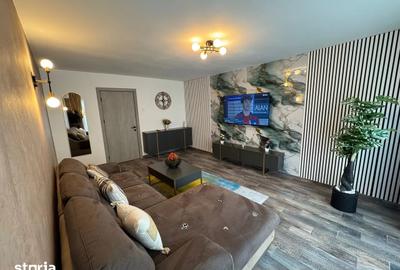 Unirii | 2 Camere | Renovat | Balcon | Prox. Metrou | - 3