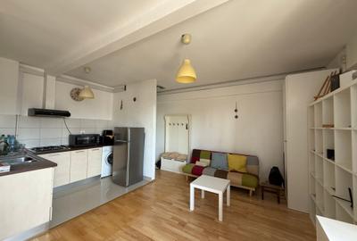 Apartament cu 2 camere semidecomandat în Calea Călărașilor