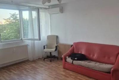 Apartament - 2 camere - decomandat - Tineretului - 1