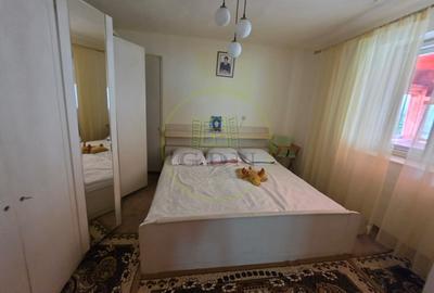 Casa la tara, Apoldul de Sus, 4 camere dormitoare, anexe, pivnita, teren 1200 mp - 1