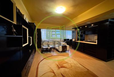 Apartament cu 3 camere decomandat, mobilat în Central