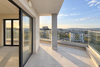 Penthouse cu 3 camere semidecomandat în Bună Ziua