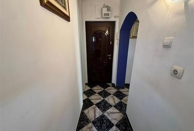 Apartament 2 camere, 54mp, etaj 4 cu acoperis - Central - - 15