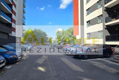 Apartament cu 2 camere decomandat în Apărătorii Patriei