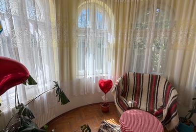 Vilă istorică de vânzare  Castel Aura Buzescu Bușteni  str. Victoriei nr. 11 - 20