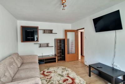 Apartament cu 2 camere decomandat, mobilat în Berceni