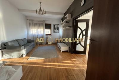 Apartament cu 4 camere semidecomandat, mobilat în Universitate