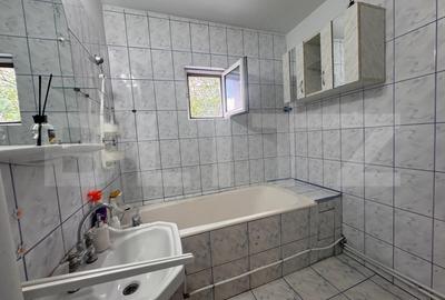 Apartament 2 camere, 50 mp, zona Nicolina - 9