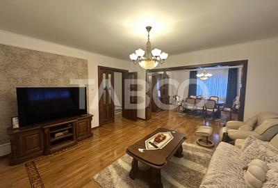 Apartament cu 4 camere decomandat, mobilat în Turnișor