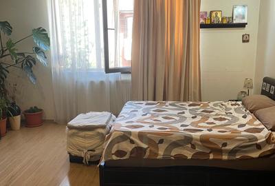 Locuință elegantă cu curte amenajată – parter + etaj, în spatele Pieței Delfinul - 9
