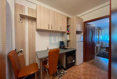 Garsonieră  Zona Victoria, Reșița | Etaj 1 - 12