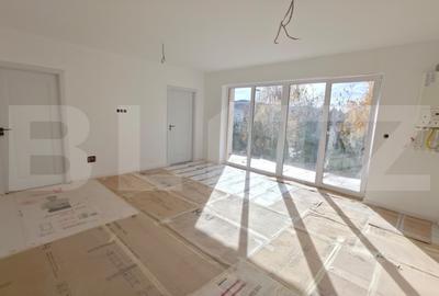 Apartament cu 3 camere decomandat în Calea Moldovei