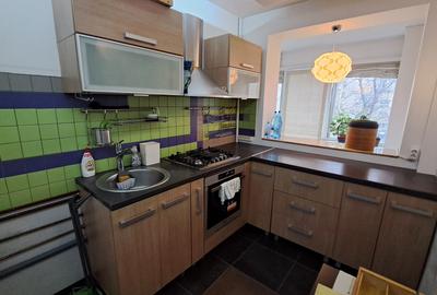 Apartament 3 camere, renovat, poziție retrasă (nu la bulevard) – Metrou 500 m - 34