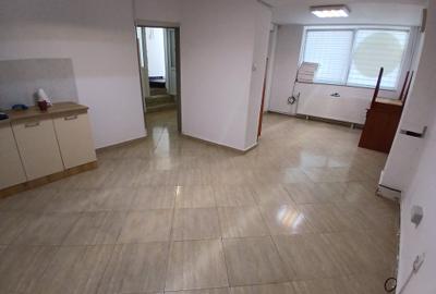 Bulevardul Mamaia - Capitol - spatiu cu vedere spre bulevard - 10