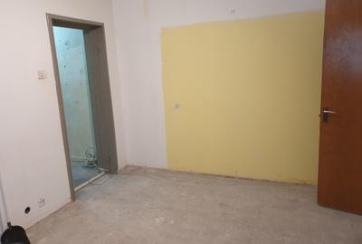 Vanzare-2 camere-p/4-sdec-Dr Taberei-Brasov-Plaza-de renovat-85000E - 3
