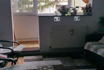 Apartament cu 2 camere semidecomandat în Gemenii