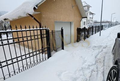 Casă spațioasă în cea mai bună zonă din Beclean – ideal familie sau investiție - 3