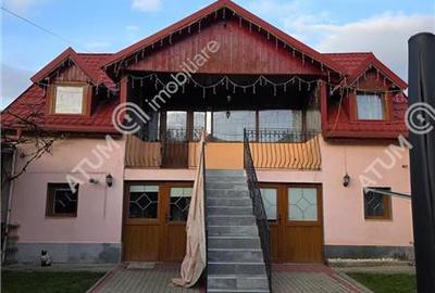 Apartament cu 3 camere decomandat, mobilat în Trei Stejari