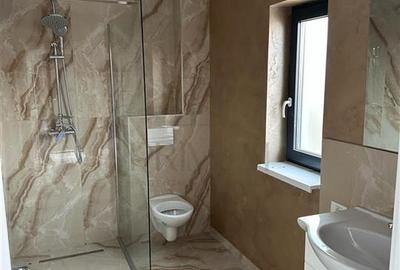 Duplex spatios - bucatarie inchisa - zona linistita - teren 375 mp - 15