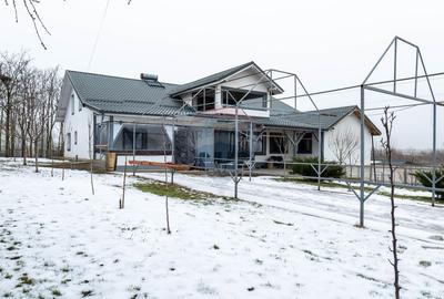 Vilă cu piscină –ideală pentru familie sau pensiune, Bacu-acces A1/A0 - 2