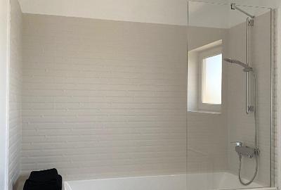 Proprietate pe stradă privatǎ, complet mobilată, curte matură, terasă - 10