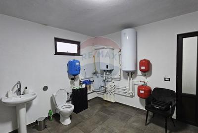Casă / Vilă de lux, Moara Nica, Suceava - 33