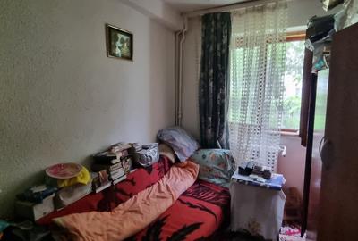 Apartament 3 camere la parter cu balcon - 5