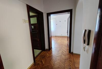 Spatiu comercial pretabil birouri, salon, after school zona Florilor - 12