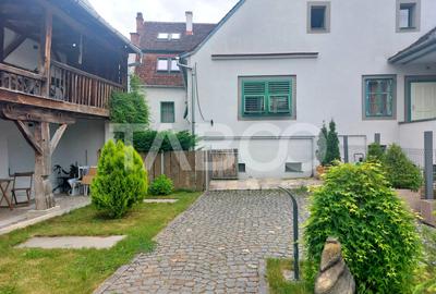Casa cu 6 apartamente individuale gradina 253 mp langa mall Cisnadie - 4