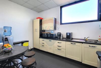 Spatiu birouri de inchiriat 205 - 240 mp Central Comision 0% - 6