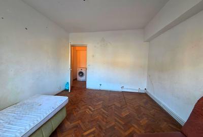 APARTAMENT 3 CAMERE-DECOMANDAT-ETAJ 1 - 2