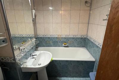 Garsoniera, etaj 2/10, zona Titan, gata de mutare, Comision 0 - 8