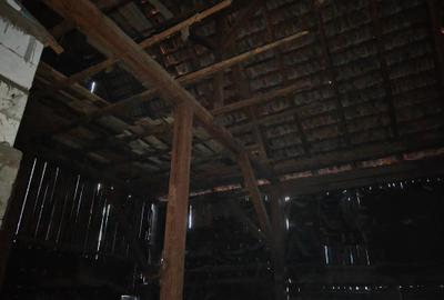 Casa 6 camere libera la vanzare RASNOV - 22