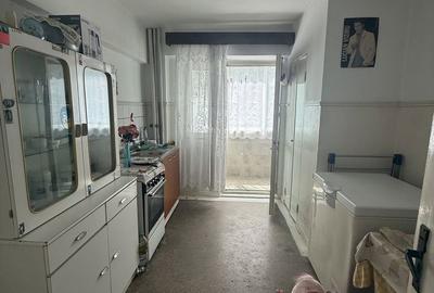 De vânzare apartament 2 camere decomandat 57 mp et 3 - 2