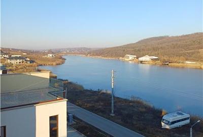 Apartament cu 2 cam si terasa, vedere catre lac - 5