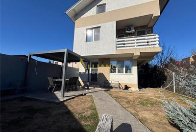 Duplex cu 4 camere în Central