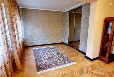 Vanzare teren cu 2 vile Tei - langa Parc - 14