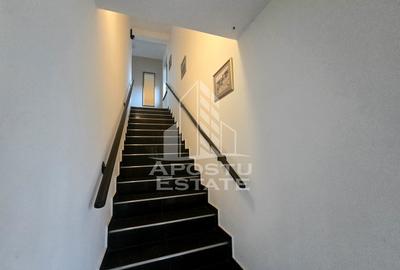 Casa individuala de vanzare si restaurant cu predare la cheie, Sag, COMISION 0 - 16