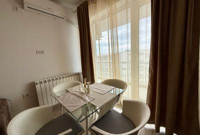 2 Camere / Mobilat/Utilat / Parcare in Garaj / Vedere la Mare - 10
