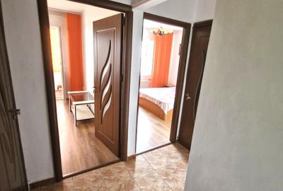 Apartament cu 3 camere decomandat, mobilat în Vitan