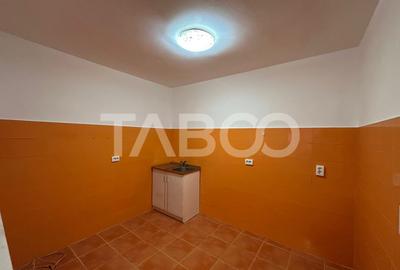 Garsoniera de vanzare 40 mpu etaj intermediar balcon Sibiu - 8