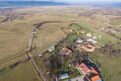 Teren intravilan parcelabil, priveliște spre munți, Sohodol, Bran - 6