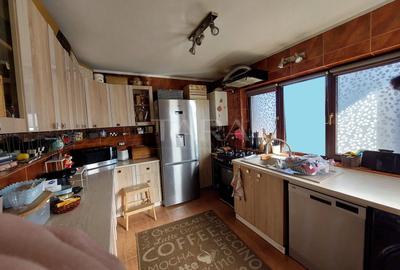 Casa visurilor tale în Florești, in aproprierea strazii Avram Iancu. - 2