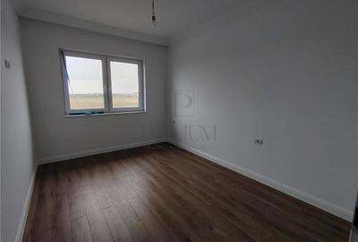 Duplex deosebit - asfalt - toate utilitatile - 4