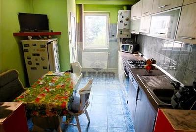 Apartament 4 camere 79mp | 2 balcoane | 2 bai | pivnita | zona Turnisor - 9