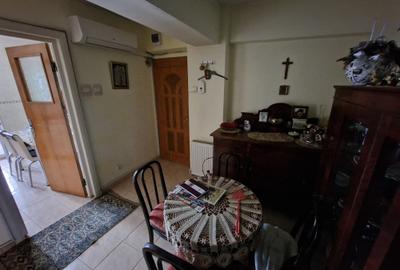 Apartament 3 camere Strada Cuza Voda - etaj 3 - 77 mp - 8